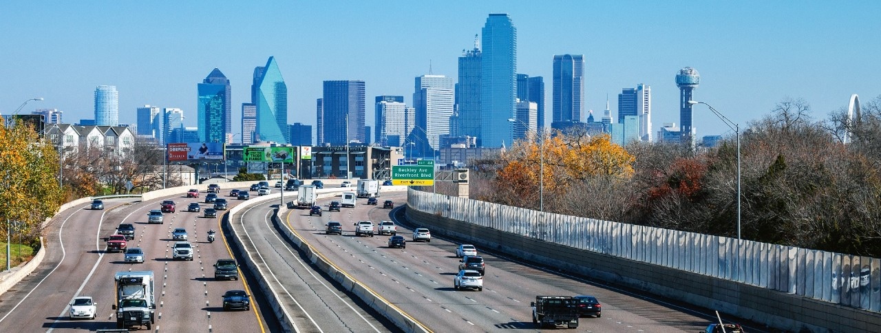 Interstate traffic. Dallas, Texas, USA